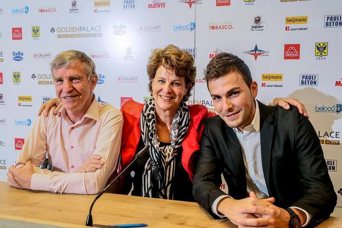 Bart Lammens verkocht STVV terug aan Roland Duchatelet en zijn partner Marieke Höfte (midden).