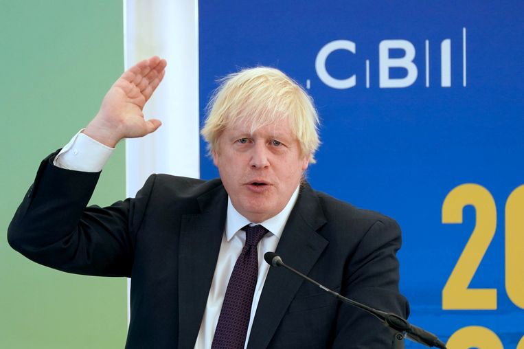 Boris Johnson tijdens zijn toespraak bij de Confederation of British Industry. Beeld REUTERS