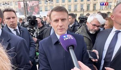 Emmanuel Macron réagit pour la première fois aux rumeurs transphobes au sujet de Brigitte