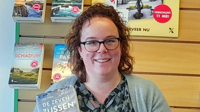 Boekhandelaar Helmi houdt Zeven Zussen Ontbijt bij lancering laatste deel boekenreeks: ‘Knaller van het jaar’

