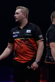 Dimitri van den Bergh krijgt Nederlands publiek stil: ‘Er werden nare dingen geroepen, maar ik snap het’ 