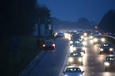 En weer stond het verkeer muurvast rond Arnhem en Nijmegen, drukste spits van het jaar