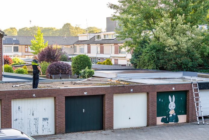 Eén van de verdachten werd opgepakt op de Tilburgse De Fallastraat, het gaat niet om de gebruiker van de garageboxen.