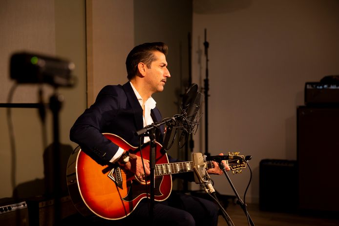 Danny Vera Ik Hoop Dat Mijn Kind Alle Eigenschappen Krijgt Van Mijn Vrouw Show Destentor Nl danny vera ik hoop dat mijn kind alle