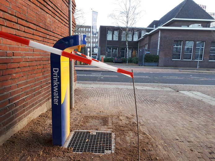 Drinkwaterpunt bij station in Almelo.