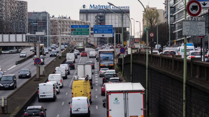 Beruchte extreem drukke ringweg van Parijs op de schop: ‘Grijze stroken worden groene zone’