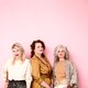 5x taboedoorbrekende podcasts over zaken als menopauze, (open) relaties en psychische klachten