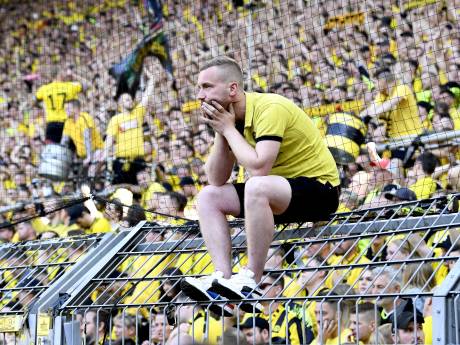 Borussia Dortmund en Donyell Malen ontroostbaar na dramatische ontknoping: ‘Ik wil even niks zeggen nu’ 