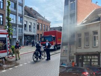 Brandweer krijgt keukenbrand boven kinderdagverblijf in Lier snel onder controle, wel 50-tal kindjes geëvacueerd: “Ze hebben dat super goed gedaan”