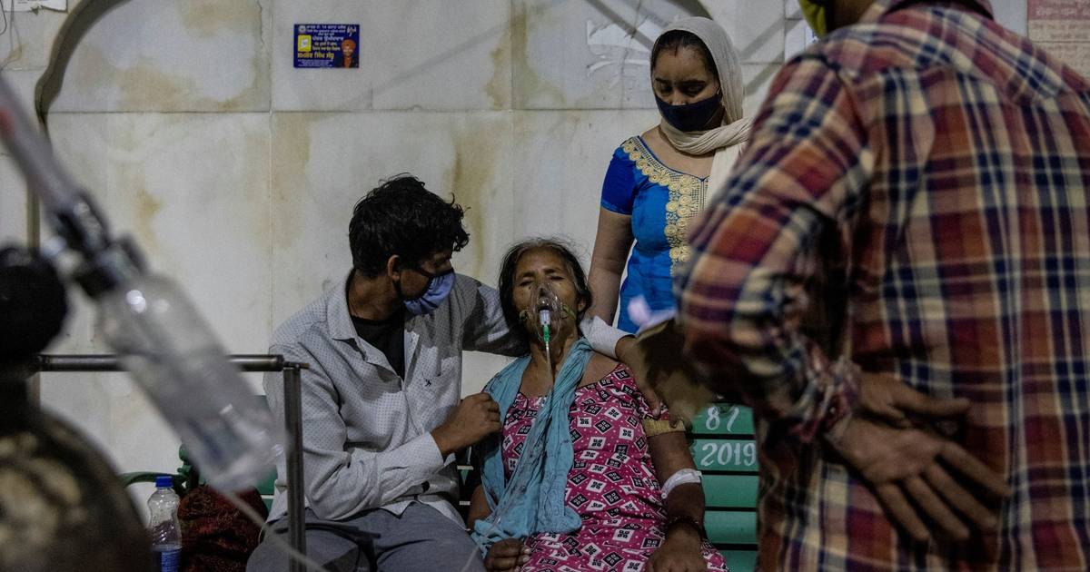 L’India chiede ossigeno: i pazienti muoiono per strada |  Corona virus