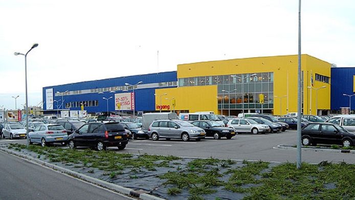 Ikea Amsterdam Helemaal Klaar Met Ajax Fans Amsterdam Ad Nl