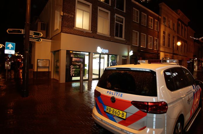 Na een overval op de KPN winkel in Gorinchem werden  vier verdachten aangehouden.