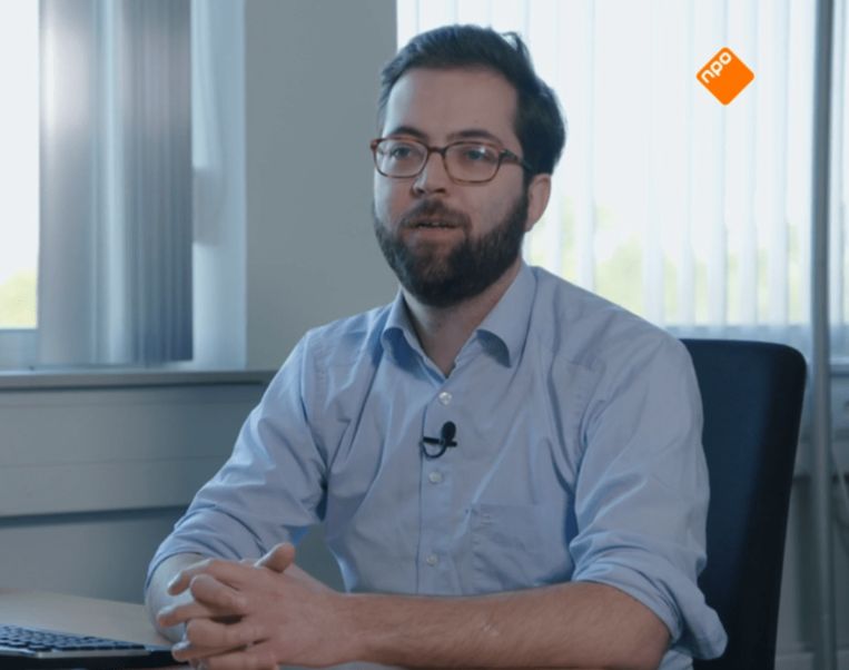 Organisatiewetenschapper Marino van Zelst, die ook duiding biedt bij de dagelijkse coronacijfers. Beeld  
