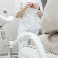 Margot deed melding over gynaecoloog G.D.: ‘Je kan én heel goed zijn in je vak én grensoverschrijdend gedrag plegen’