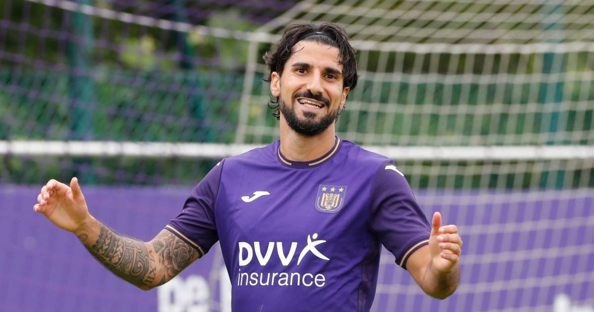 Refaelov en Hoedt debuteren bij Anderlecht met gelijkspel in oefenmatch