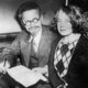 Hand in hand liepen Leon en Natalia Trotski door Parijs