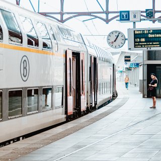 Heeft u voordeel bij een Train+-kaart? Dit zijn de scenario’s voor vier types reizigers
