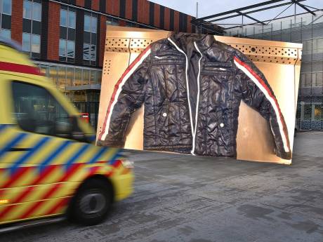 Overleden man in ziekenhuis Zutphen nog altijd onbekend: ‘Dit heb ik nog nooit meegemaakt’