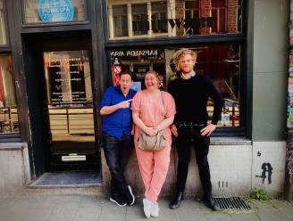 Kenny (40) en Katrien (37) maken van Bar Mirwaar een comedycafé: "Inspiratie opgedaan in New York”