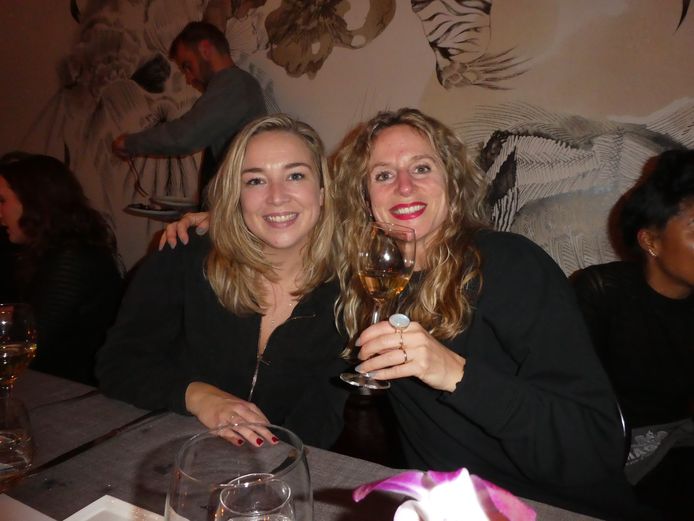 Adeline Mans (Amayzine) en Sharon Jacky van ­Lokhorst (FavorFlav).