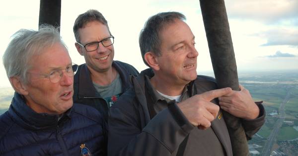 Bijenfans zweven ademloos boven de Bommelerwaard | Bommelerwaard - BD.nl