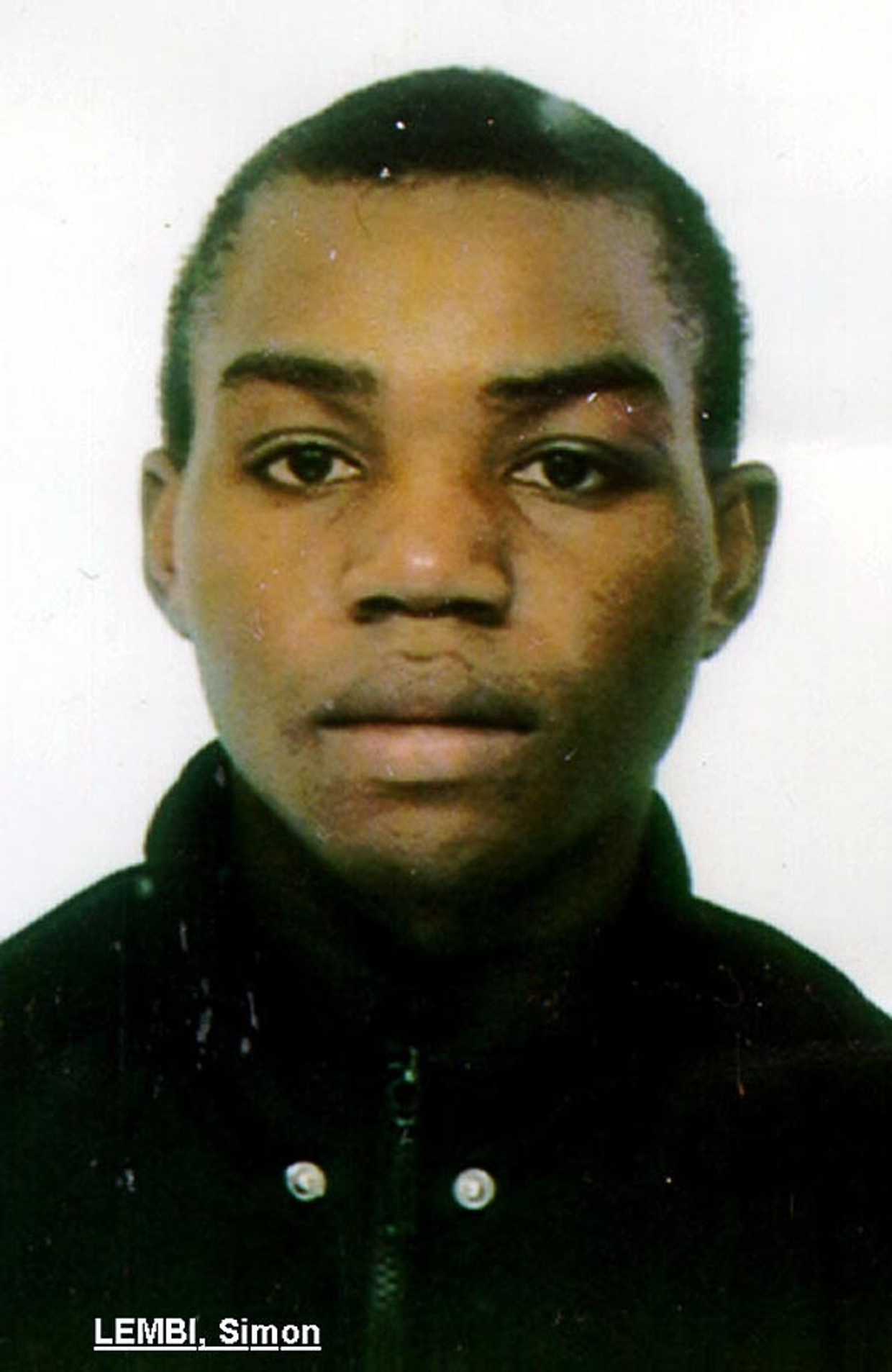 De foto van Simon Lembi die sinds 1999 werd verspreid in opsporingsberichten. De Angolees was pas veertien toen hij verdween. Beeld BELGA