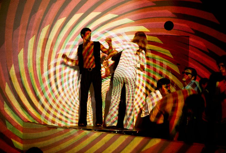 Een psychedelisch feest in de New Yorkse nachtclub Electric Circus, 1967. Beeld AP