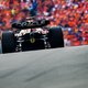 Winnende Verstappen is op uitgelaten Zandvoort ook de gekte de baas