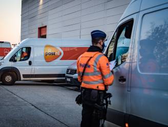 PostNL-depot in Wommelgem verzegeld na massale inval, pakjes van klanten mogelijk tot twee weken vertraagd. Aanleiding was undercoverreportage HLN en VTM NIEUWS