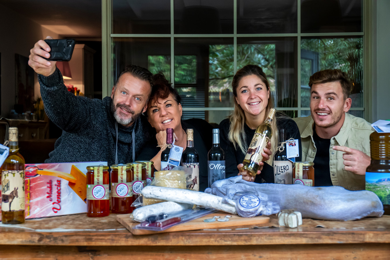 Na een jaar in Spanje voor RTL-programma wil de familie Rutten nooit ...