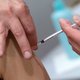 ‘AstraZeneca levert ook maar helft van in lente beloofde vaccins’