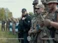 Combattants de groupes armés se disant russes et luttant aux côtés de l’armée ukrainienne avec des fusils SCAR du fabricant d’armes belge FN Herstal.