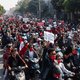 Massaprotest in Myanmar tegen militaire coup dreigt te escaleren. ‘Wij willen een democratie!’