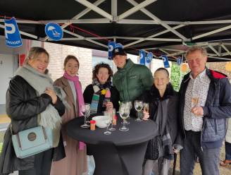 Huisarts Luc (65) nodigt patiënten uit voor afscheidsdrink: “Bedankt voor cruciale rol in onze levens”