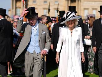 “Het gaat steeds beter”: koningin Camilla geeft update over koning Charles en maakt zelfs een grapje