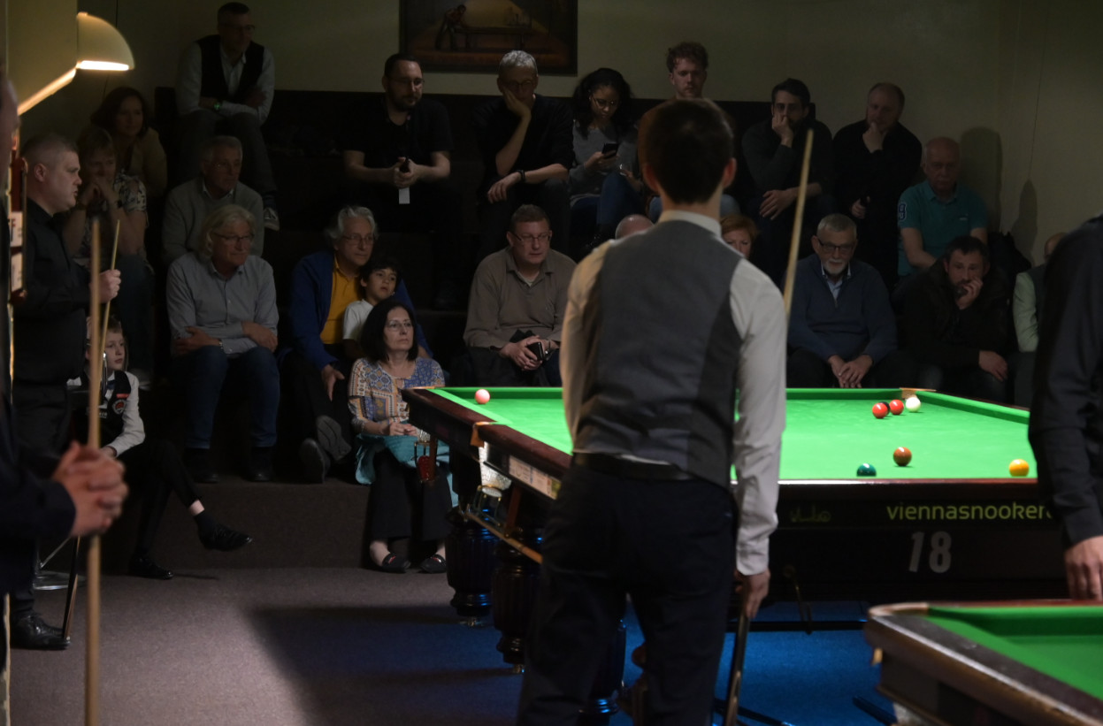 Van The Crucible naar Oostenrijks snookercafé wereldkampioen Brecel