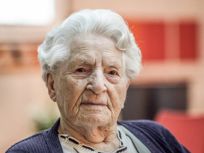 106-jarige Godelieve Voet overleeft corona: “Ik voel me uitstekend en ben blij dat ik nog leef”