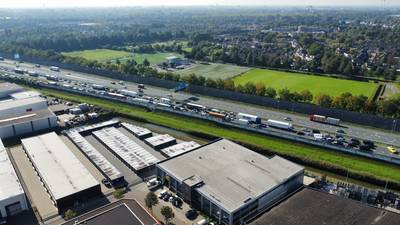 Slimmere verkeerslichten bij Velddriel om doorstroming op de A2 te verbeteren