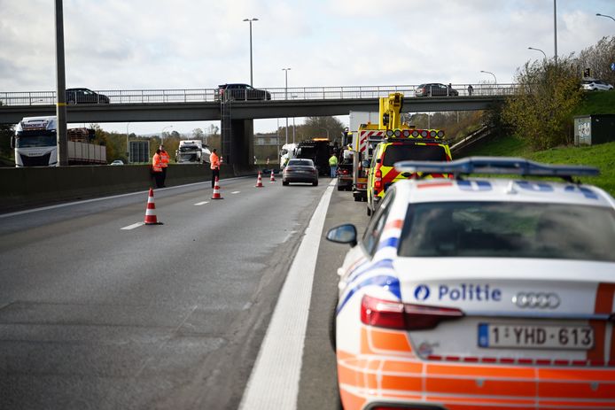 Ongeval gekantelde vrachtwagen aan GHB op E314 in Leuven.