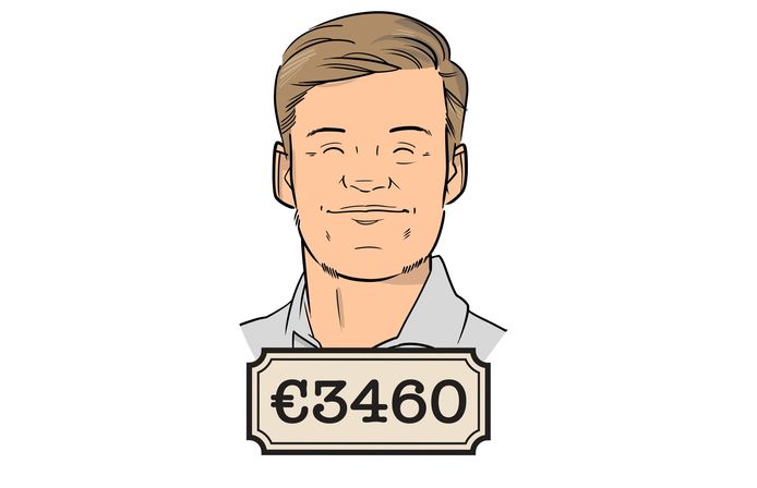 Sasha studeert bedrijfskunde, werkt als shiftleader in een supermarkt, is tutor en ondernemer.