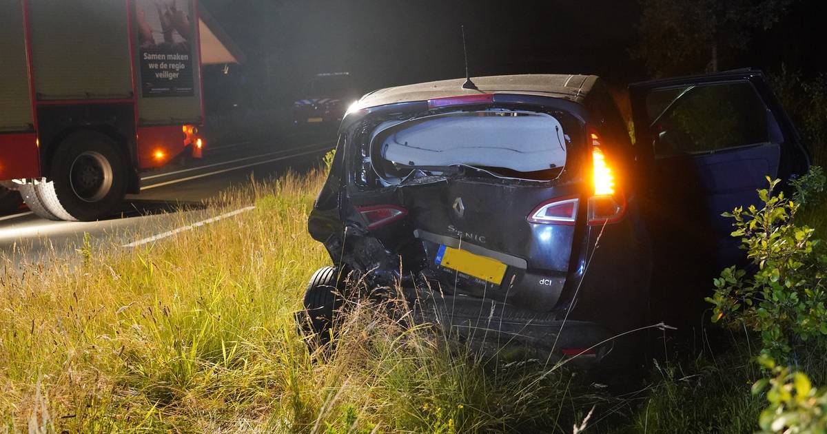 Vrouw uit België overleden bij ongeval tussen twee autos in Baarle-Nassau.