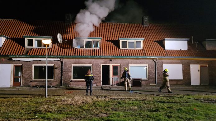 In een woning aan de Rijnwijk in Arnhem heeft vrijdagavond brand gewoed.