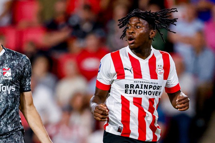 Waarom PSV voorzichtig omspringt met Johan Bakayoko: “Bakkali was na één match al Cruijff, zo snel moet je niet gaan” | Champions League & Europa League | hln.be