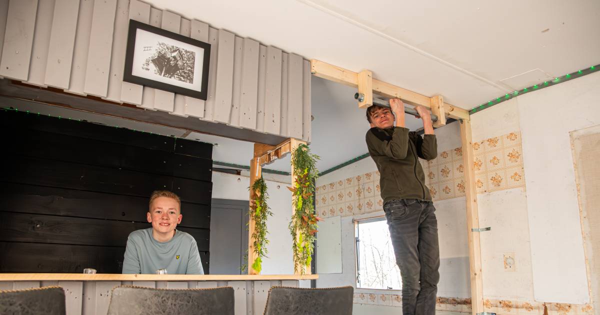 Hun boomhut moesten ze afbreken, maar Jayden en Levi zijn nu de koning te rijk met een nog veel 'coo