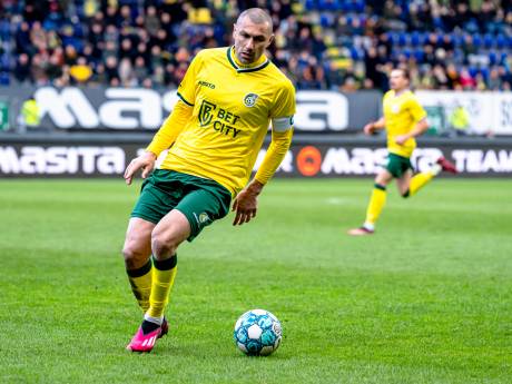 Burak Yilmaz (37) zet na breuk met Fortuna Sittard definitief punt achter imposante carrière