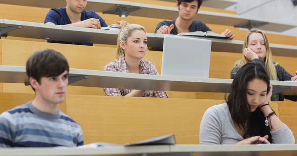 Corona raakt hoger onderwijs in Brabant: geen lessen op Fontys, Avans en University - BD.nl