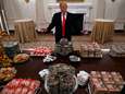 Geen geld door shutdown, dus betaalt Trump groot ‘fastfood-feest’ in Witte Huis uit eigen zak
