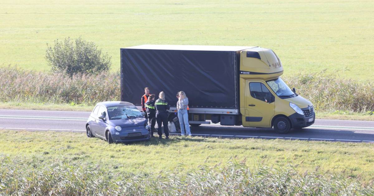 Ongeluk op N50 tussen Emmeloord en Zwolle: verkeer muurvast bij Kampen.