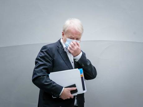 Ooit was OMT-chef en 'crisisdokter' Van Dissel vooral steunpilaar, nu ligt zijn OMT onder vuur