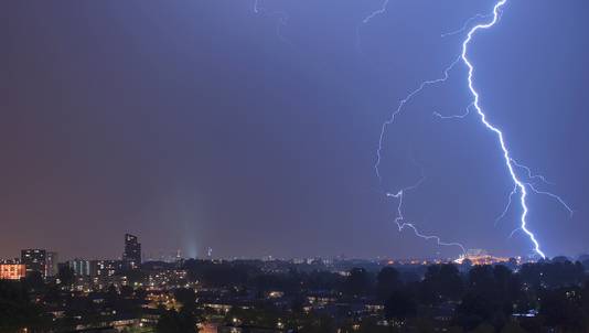 Noodweer Teistert Nederland Dit Zijn De Gevolgen Binnenland Ad Nl